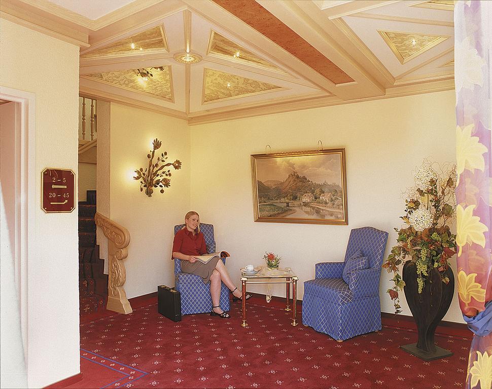 Hotel Zum Weissen Stein Kirchen  Екстер'єр фото