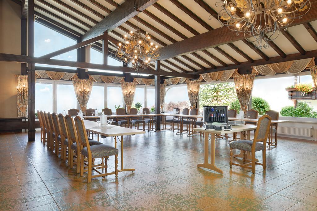 Hotel Zum Weissen Stein Kirchen  Екстер'єр фото